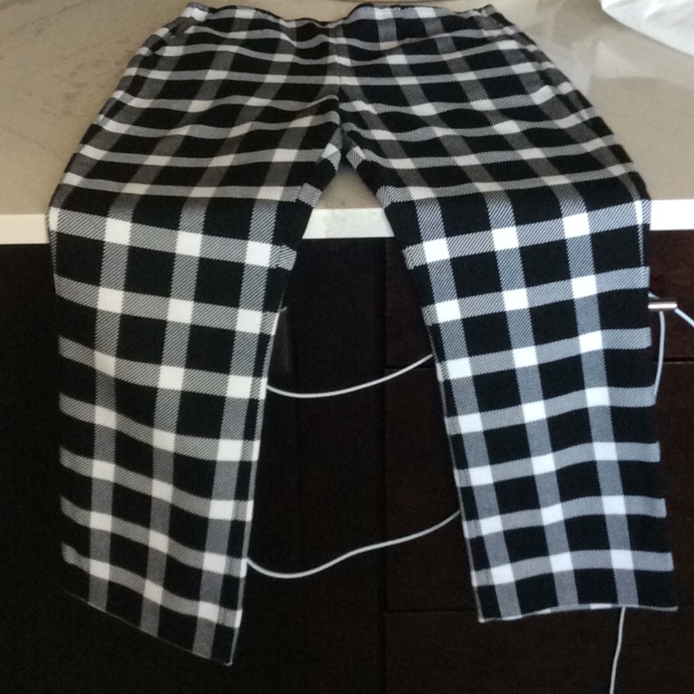 Women’s gap pants